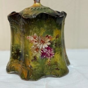 Antique-Style Floral Porcelain Vase in Green and Pink